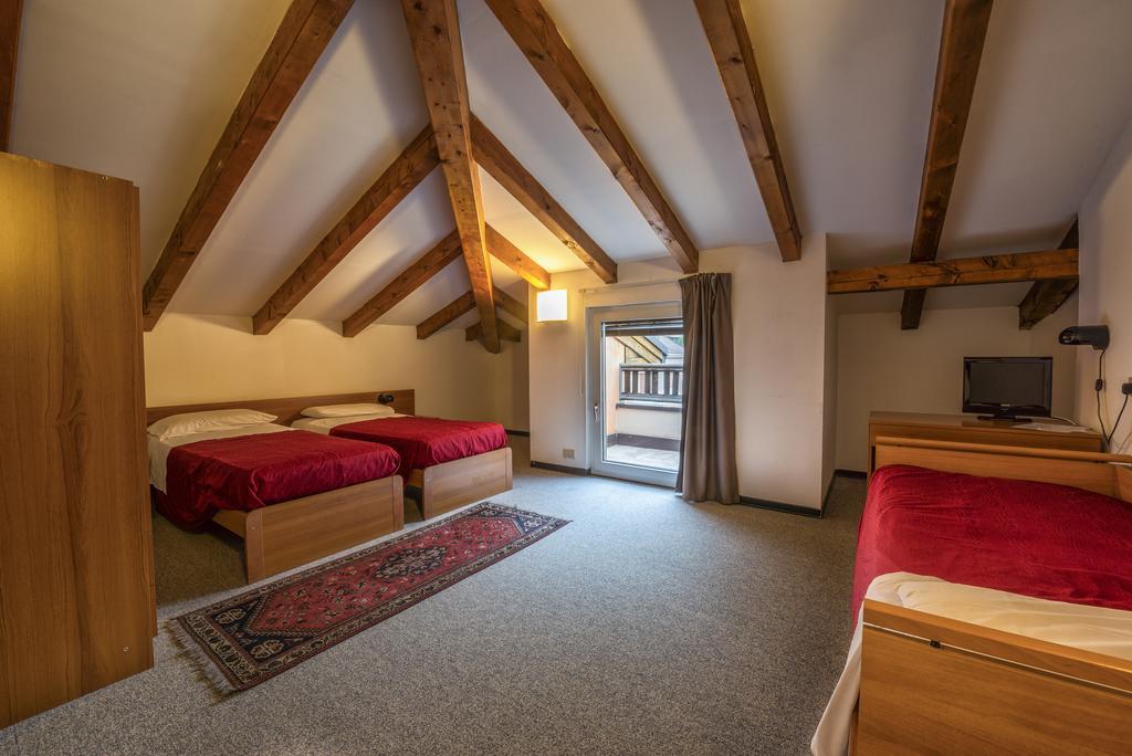 Hotel Drago Mezzocorona Szoba fotó