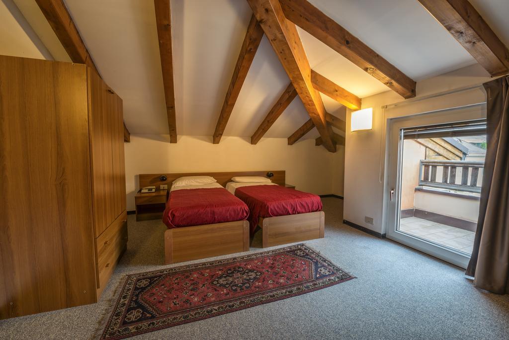 Hotel Drago Mezzocorona Szoba fotó