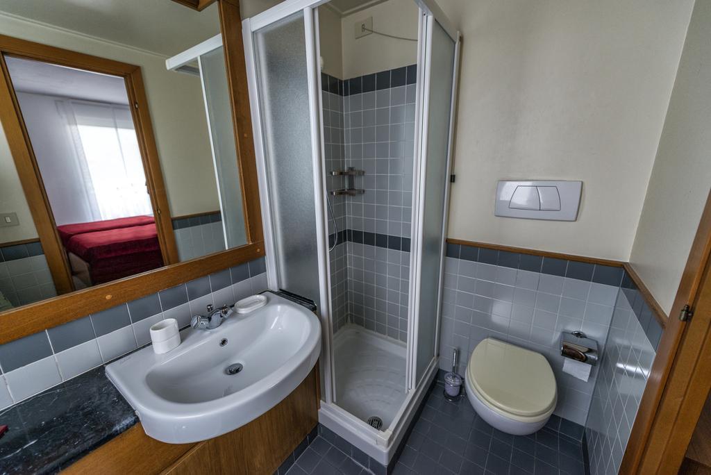 Hotel Drago Mezzocorona Szoba fotó