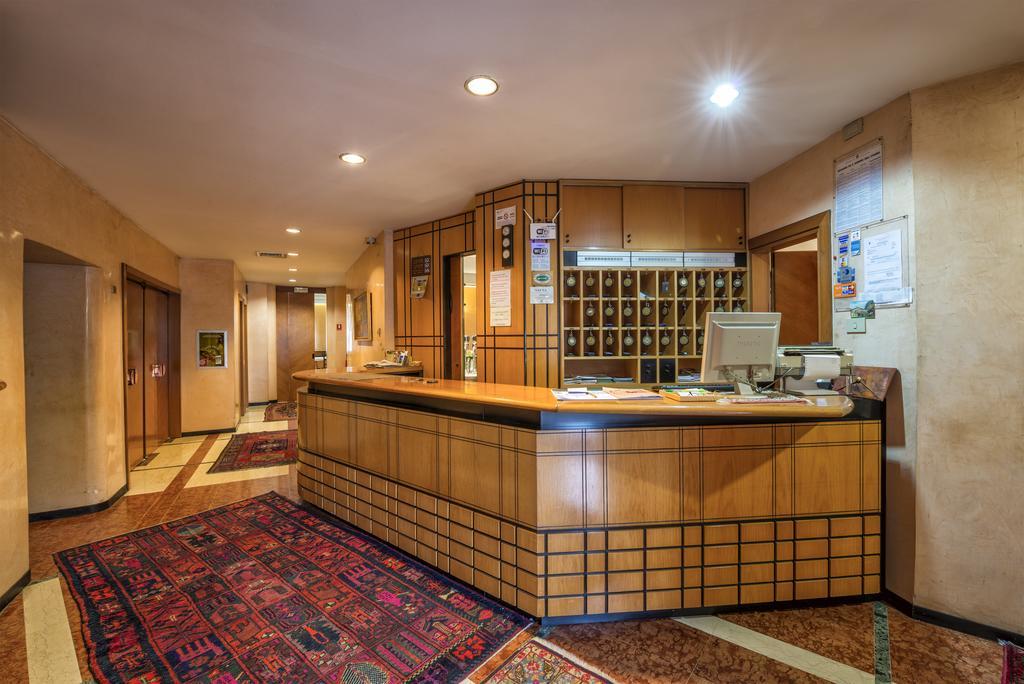 Hotel Drago Mezzocorona Kültér fotó